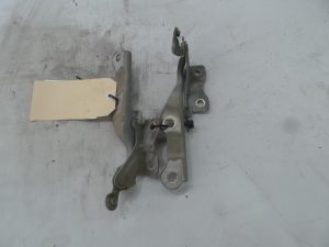 Bonnet Hinge/Strut (PAIR) - Holden Cruze 2010