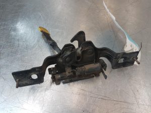 Bonnet Lock/Support - Ford Territory 2015