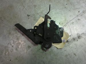 Bonnet Lock/Support - Mitsubishi Lancer 2006