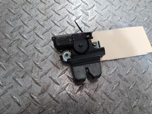 Door/boot/gate Lock - Toyota Camry 2005