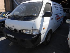 Grille - Kia Pregio 2002
