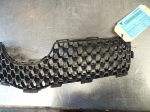 Grille - Toyota Yaris 2006