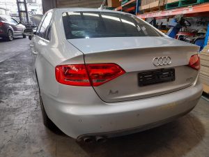 Left Front Window Regulator Motor - Audi A4 2009
