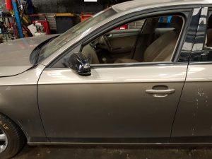 Left Front Window Regulator Motor - Audi A4 2010