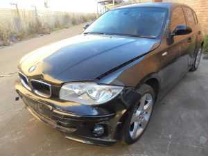Radiator Grille (LH) Black - Bmw 1 Series 2007