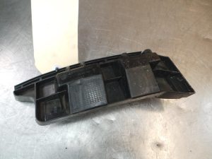 Rear Bar Reinforcement Bracket - Mercedes C Class 2008