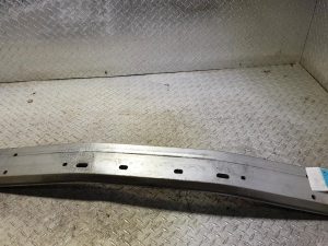 Rear Bar Reinforcement Bracket - Toyota Kluger 2010