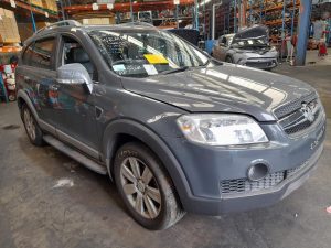 Right Front Door Window Grey - Holden Captiva 2010