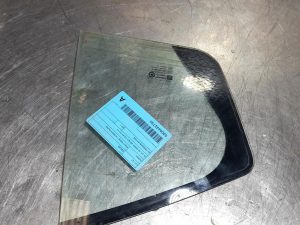 Right Rear 1/4 Door Glass - Holden Cruze 2011