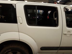 Right Rear 1/4 Door Glass - Nissan Pathfinder 2008