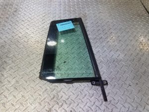 Right Rear 1/4 Door Glass - Volkswagen Tiguan 2010