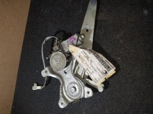 Right Rear Window Regulator Motor - Lexus Is200/is300 2002