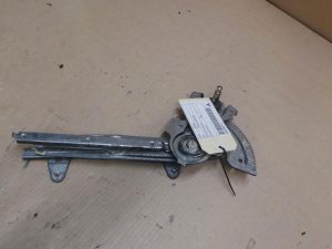 Right Rear Window Regulator Motor - Toyota Camry 1999