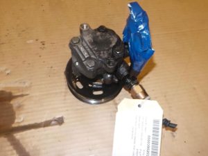 Steering Pump - Volkswagen Golf 2003