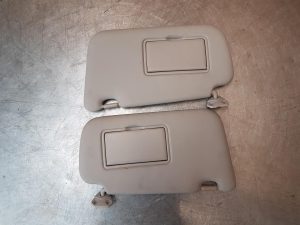 Sunvisor - Nissan Pulsar 2015