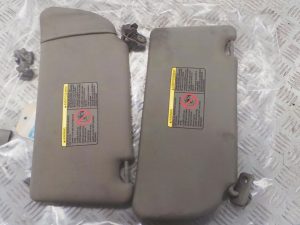 Sunvisor w/o Mirror and Light Type - Nissan Pathfinder 2008